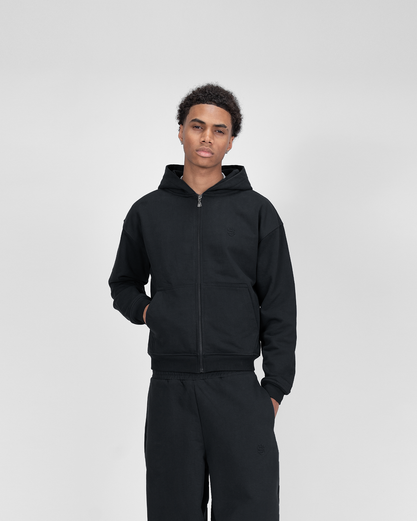 SU ZIPPER - BLACK