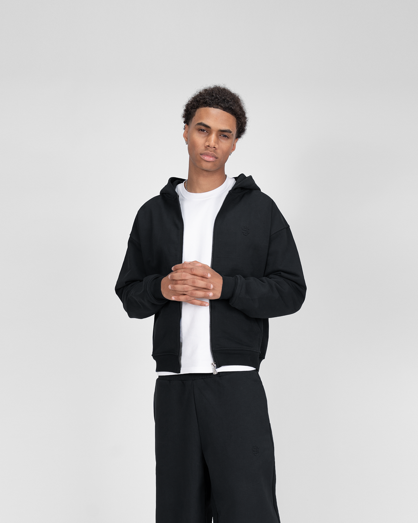 SU ZIPPER - BLACK