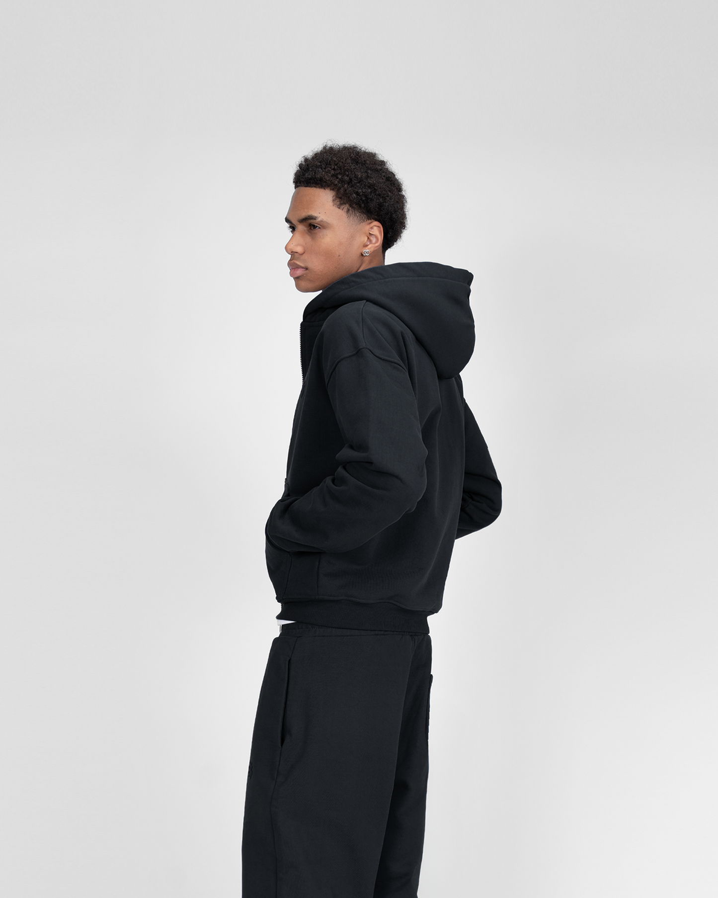 SU ZIPPER - BLACK