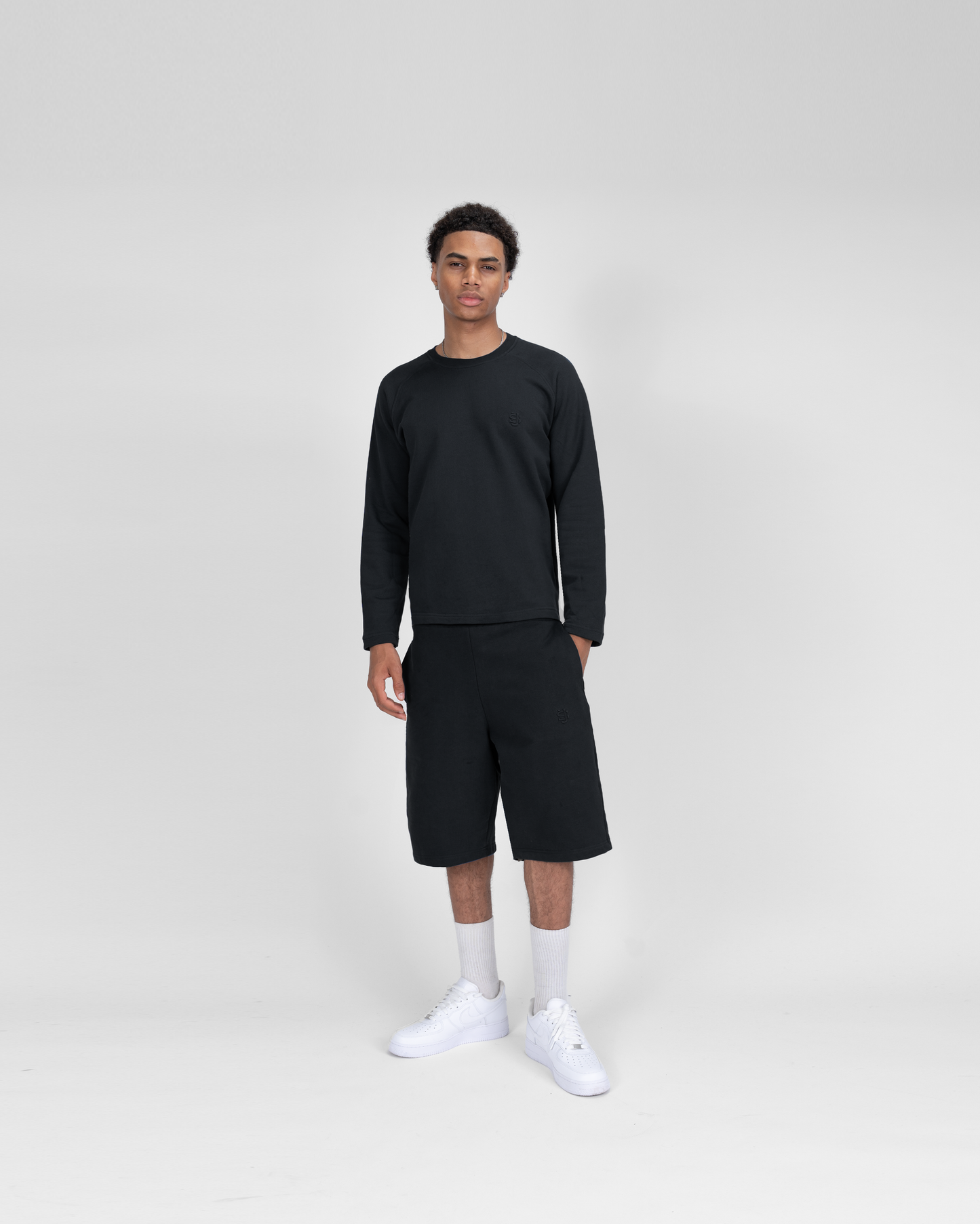 SU LONGSLEEVE - BLACK