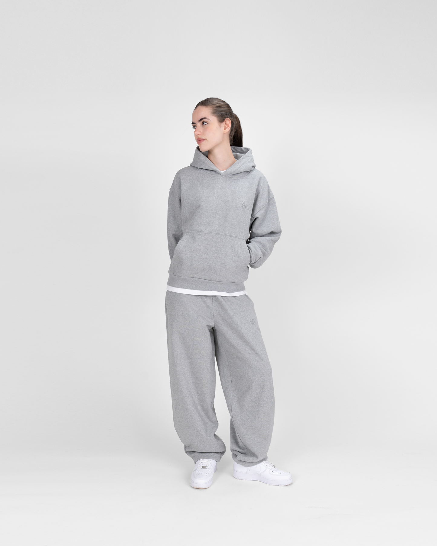 SU BASIC JOGGER - GREY