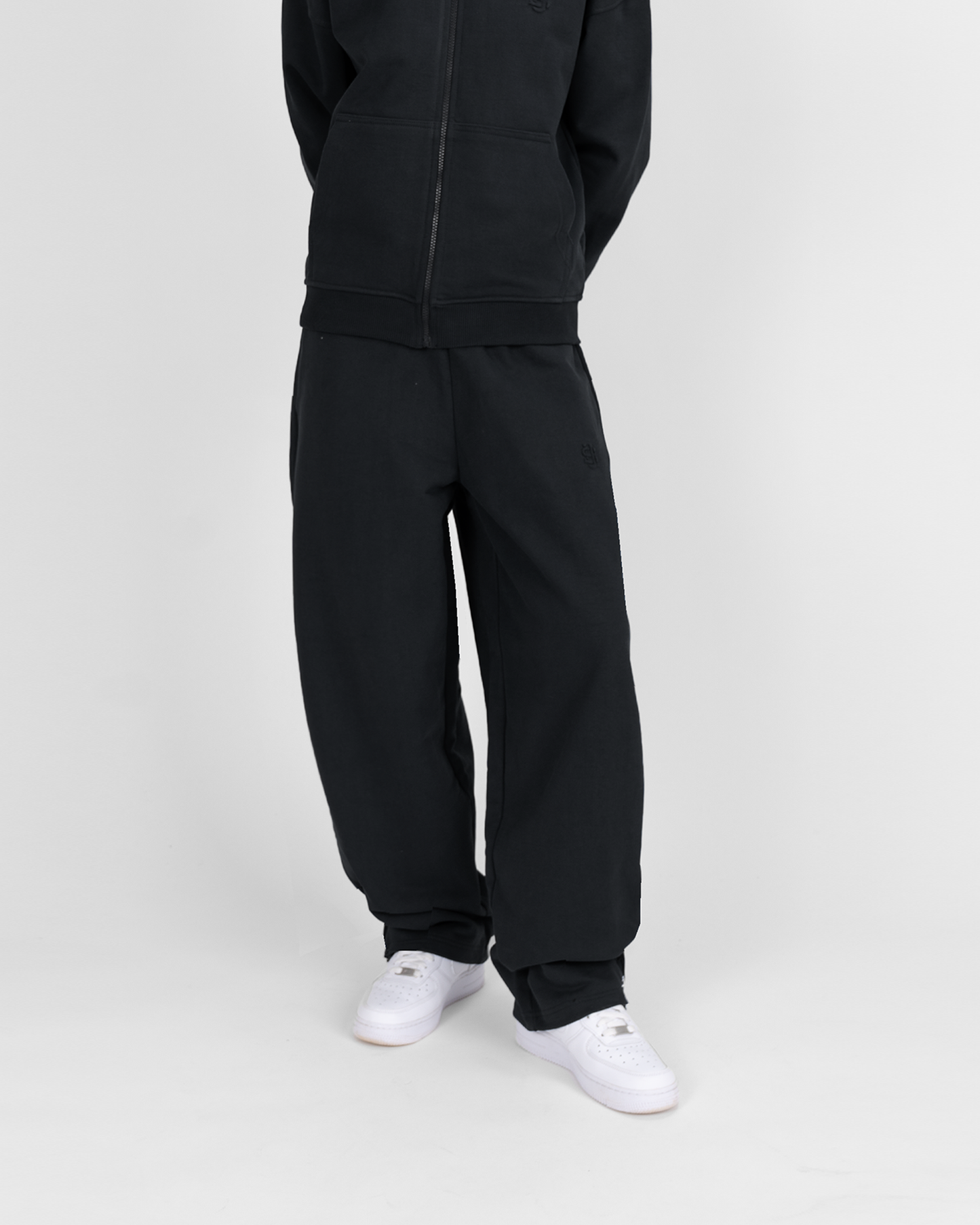 SU ZIP JOGGER - BLACK