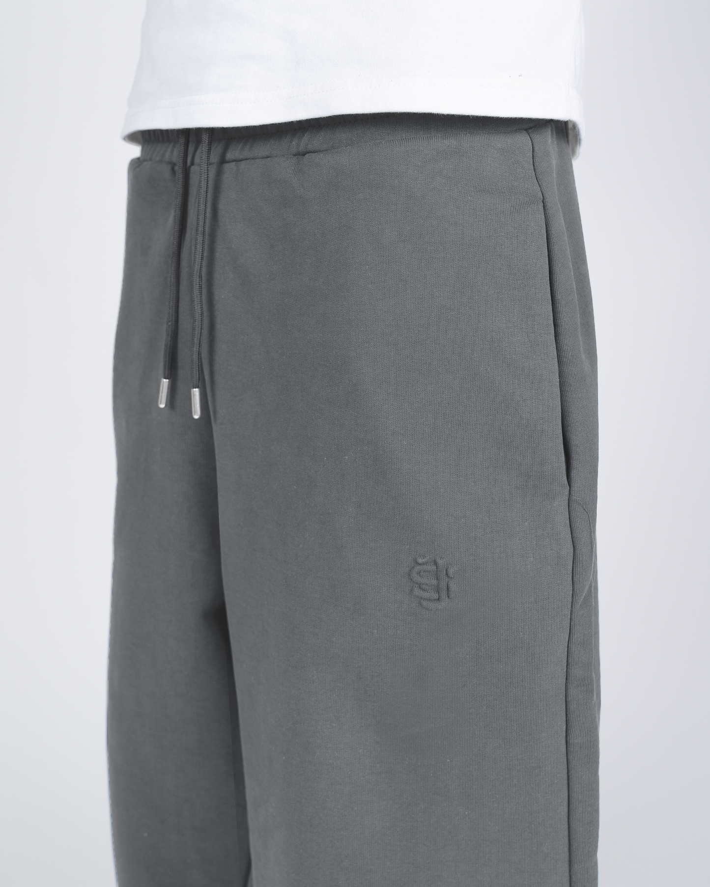SU SHORTS - ANTHRAZIT