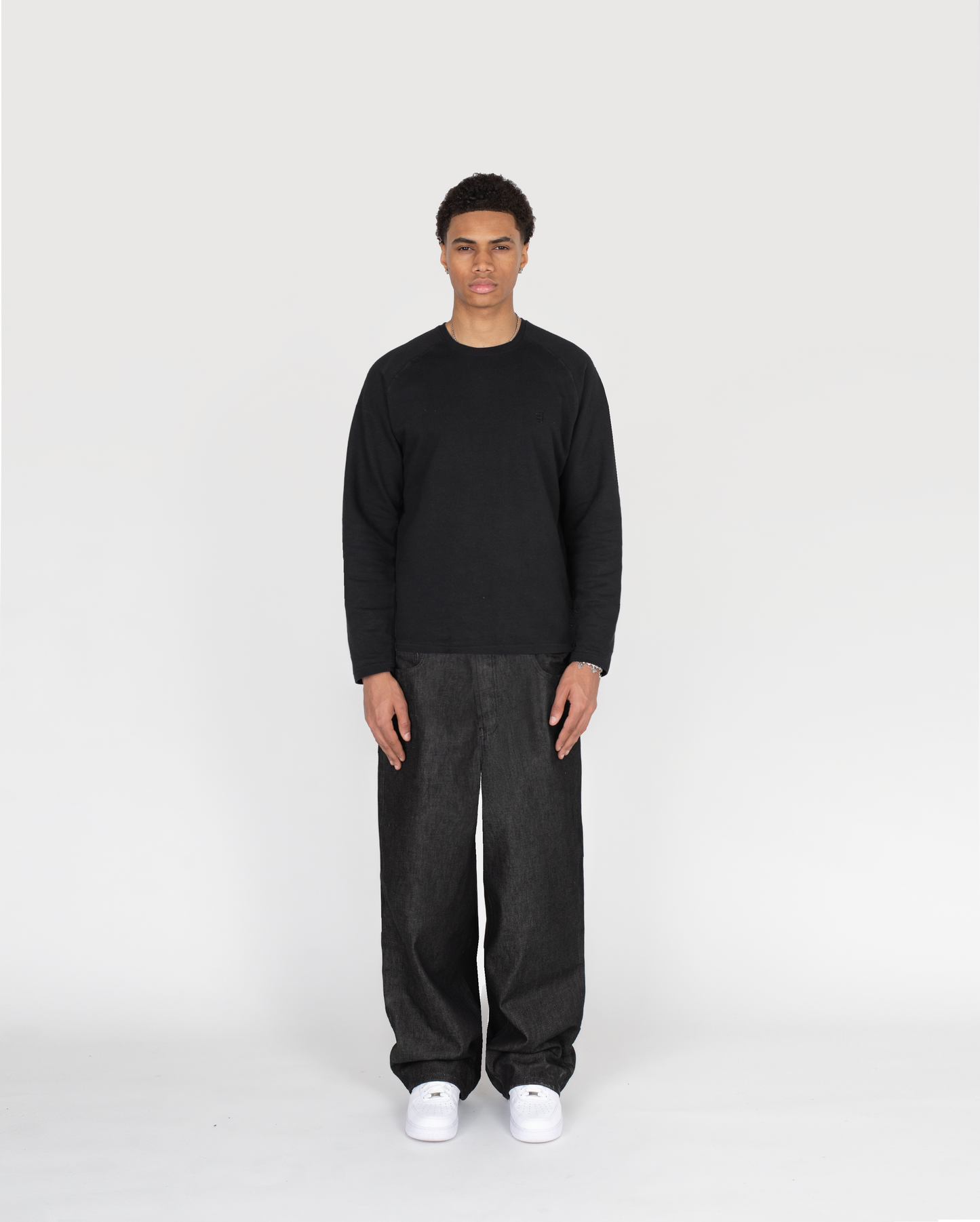 BASIC RAW DENIM - BLACK