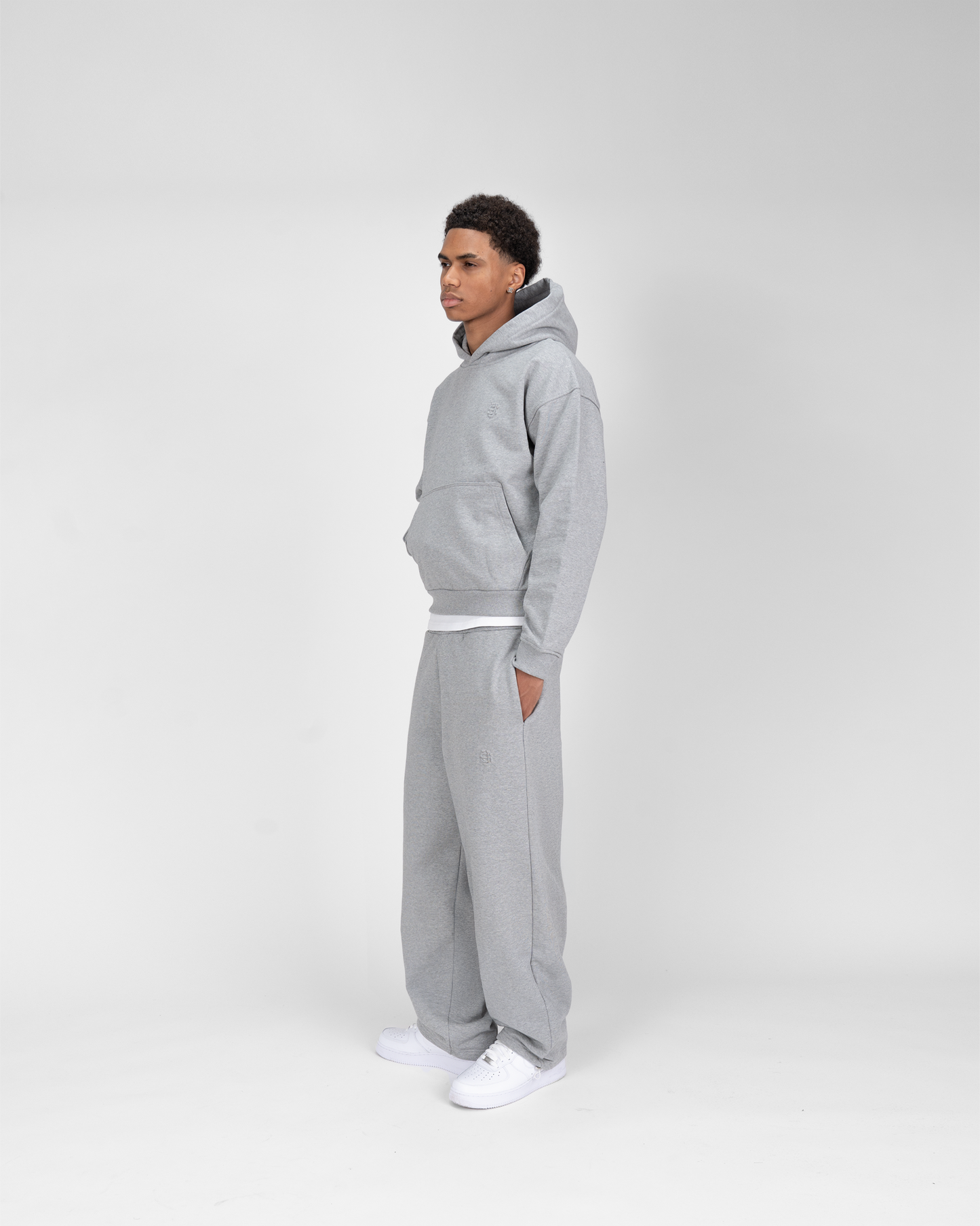 SU BASIC JOGGER - GREY