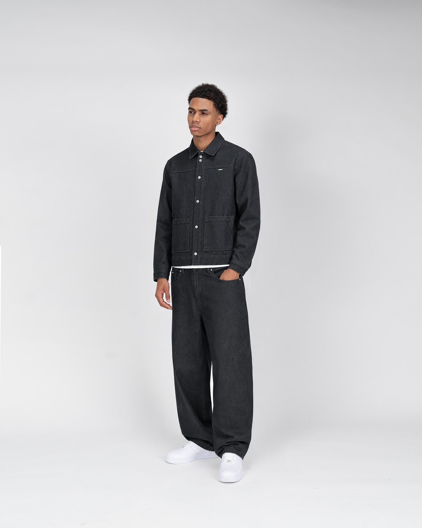 SU26 RAW DENIM - BLACK