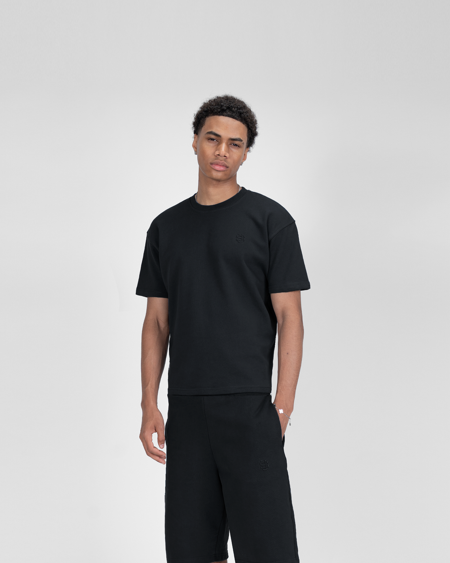 SU REGULAR T-SHIRT - BLACK